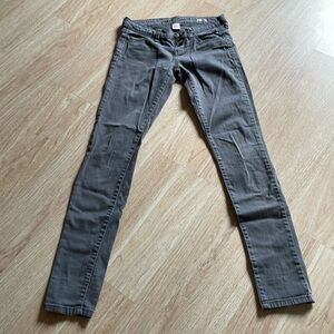 Low Rise Jeans